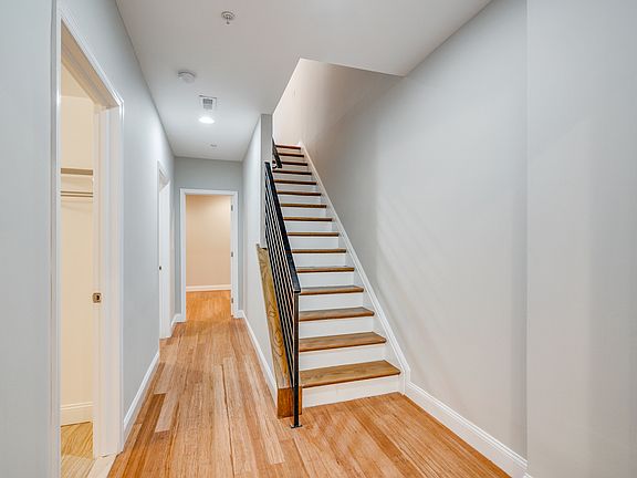 4th image of 1016 S 19th St #1A