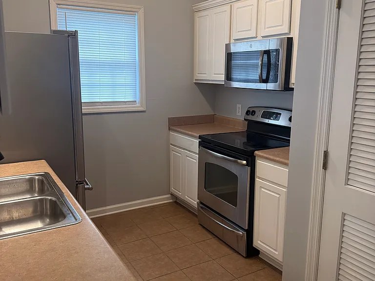 101 Maddington Place Dr #101 — Photo 5