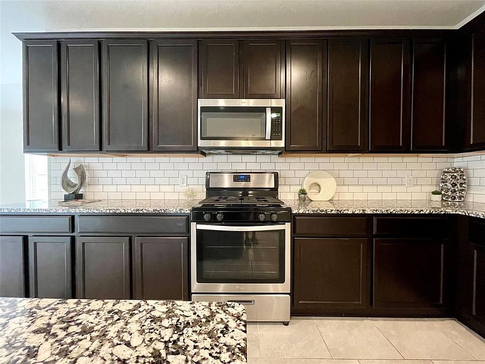 1st image of 4022 Chester Bay Ln