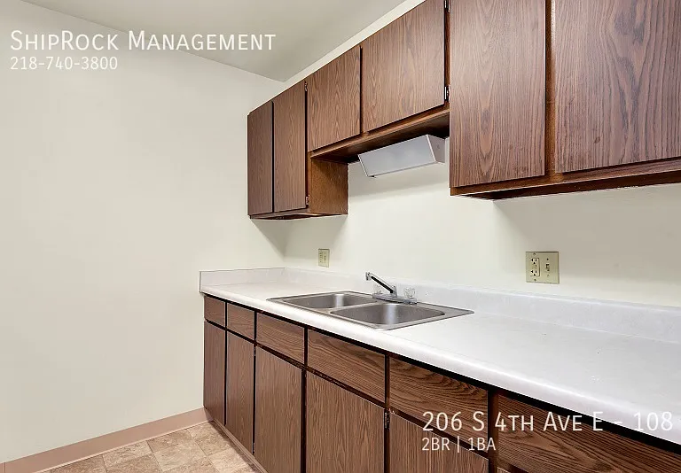 206 S 4th Ave E #108 — Photo 5