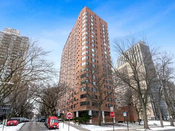 3100 N Lake Shore Dr APT 1402