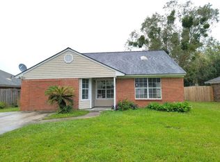 110 Bowsprit Ln, Savannah, GA 31410