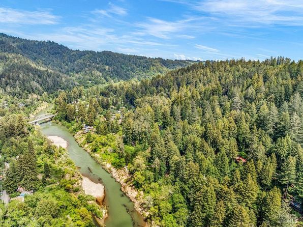 10968 Terrace Dr, Forestville, CA 95436
