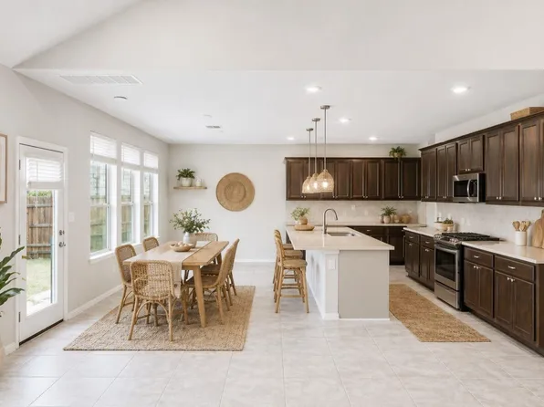 305 Painted Creek Way, Kyle, TX 78640
