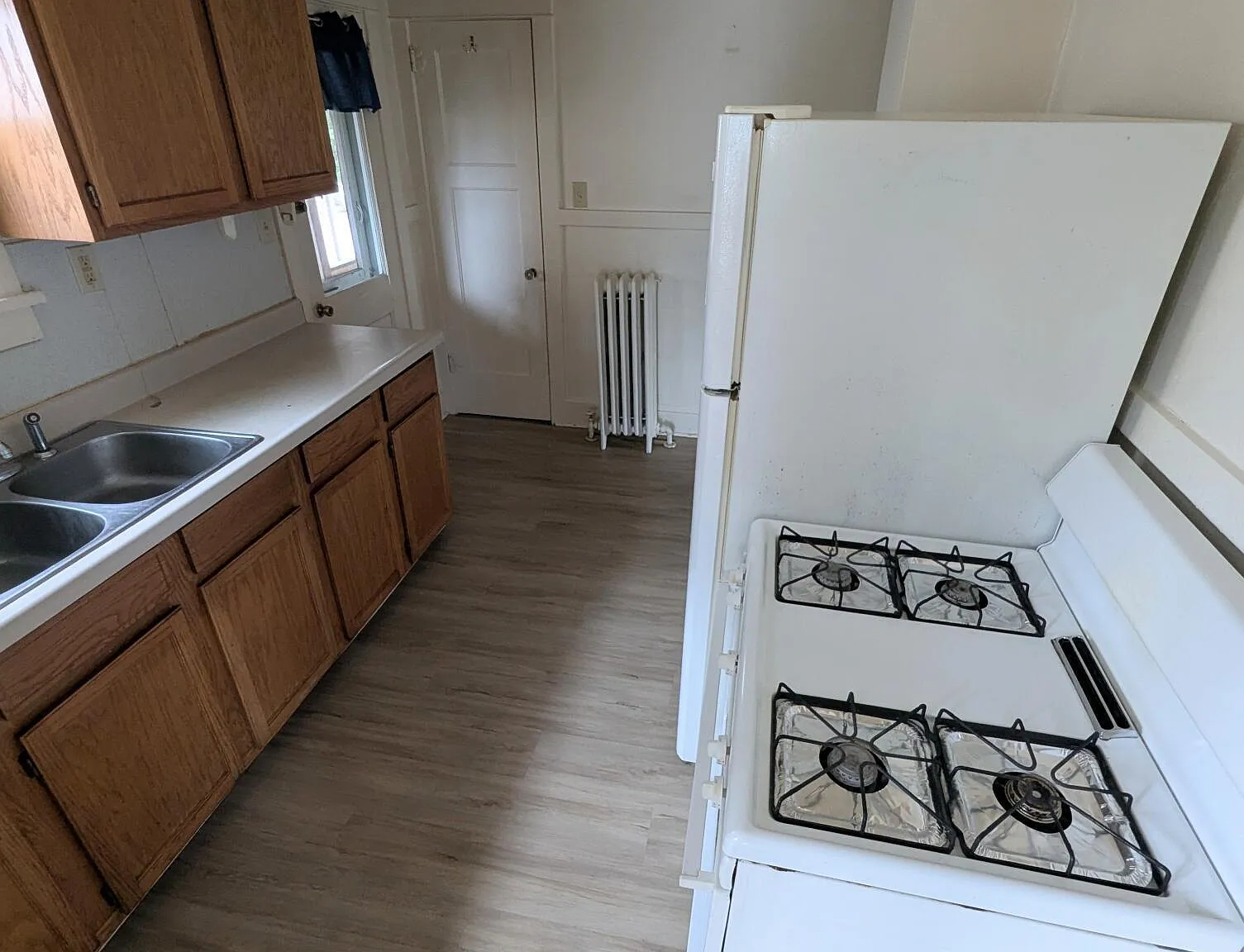 1 bed, 972 sqft, $700 — Photo 3