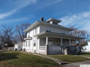 229 N Marion St, Carthage, IL 62321