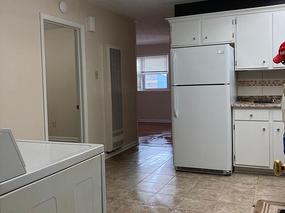 2nd image of 831 Cadiz St APT 2C