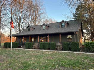 14998 Friar Rd, Whittington, IL 62897