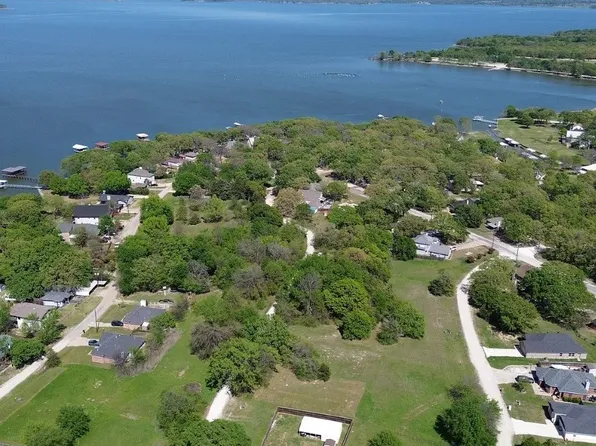 9 Woodland Dr, Quinlan, TX 75474