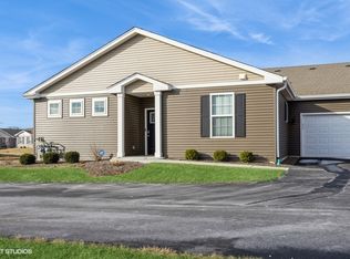 6304 Maple Glen Dr, Wonder Lake, IL 60097