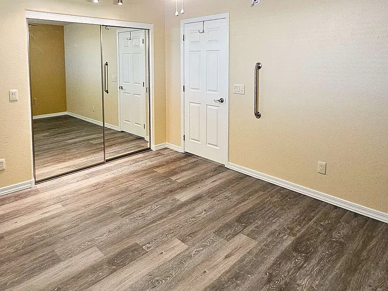 14216 N Saguaro Blvd #B — Photo 16