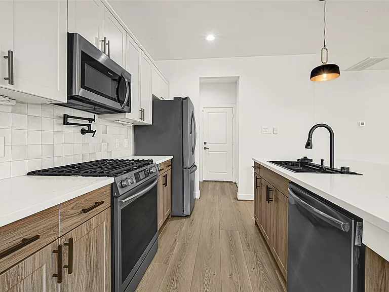 3613 Gano St — Photo 2