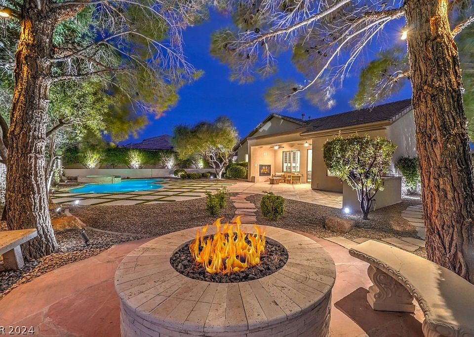 4 Contra Costa Pl, Henderson, NV 89052 Zillow