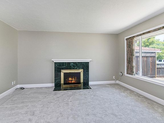 4th image of 5977 Mohawk Dr