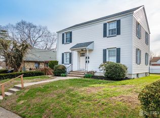 346 N 6th Ave, Manville, NJ