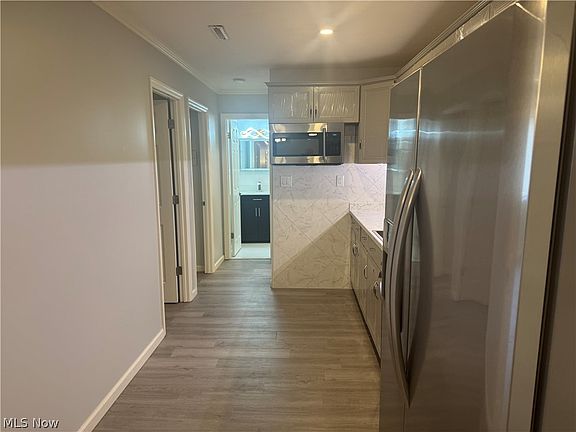 4th image of 25735 Lorain Rd Unit 304