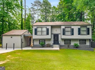 7200 Buck Creek Dr, Fairburn, GA 30213