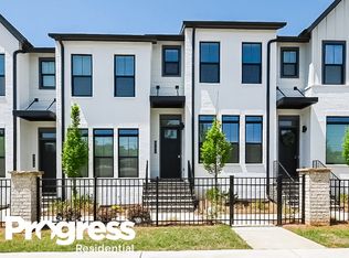 8792 Roswell Rd, Sandy Springs, GA 30350