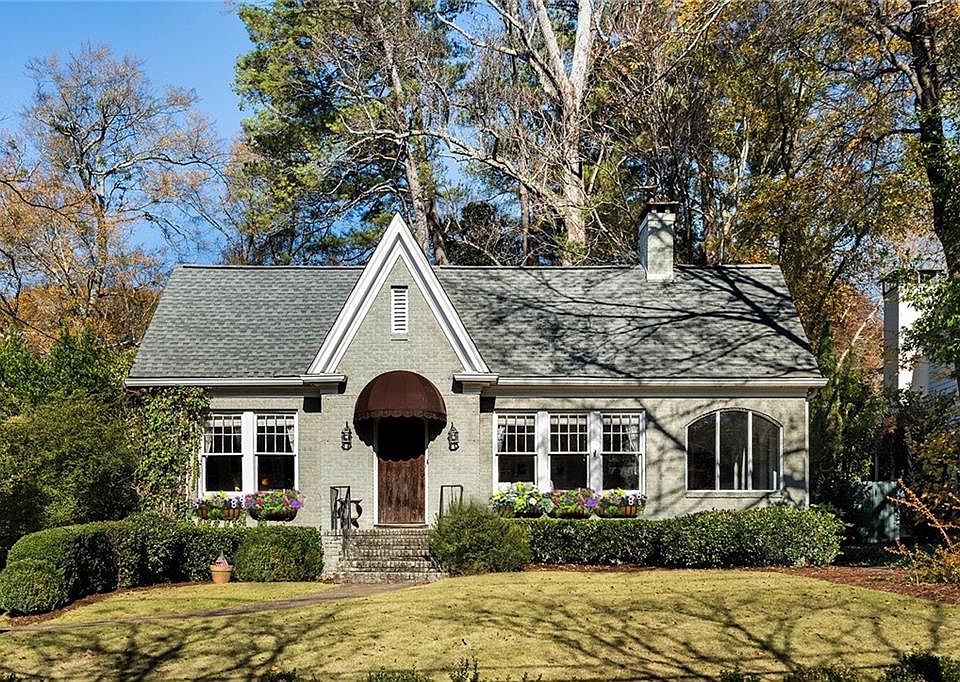 1st image of 170 E Wesley Rd NE