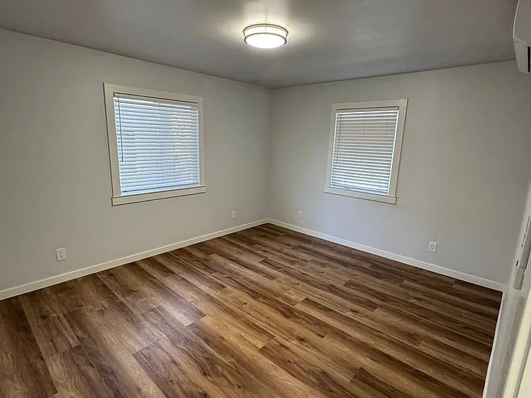 162 Kenmass Ave #1 — Photo 10