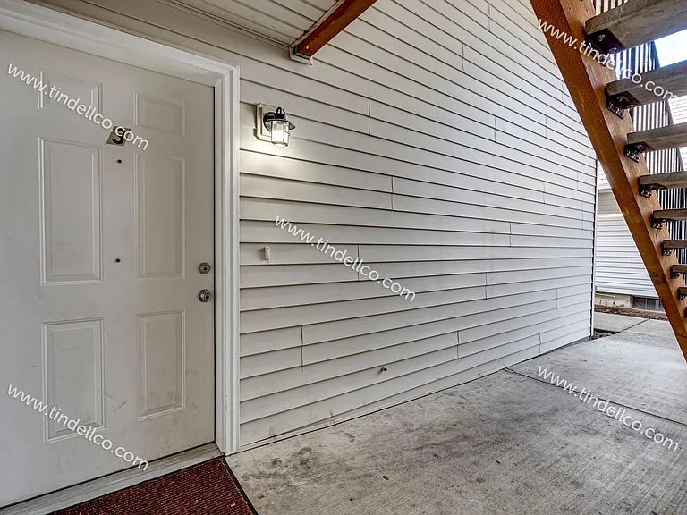 13738 NE Glisan St #3 — Photo 10