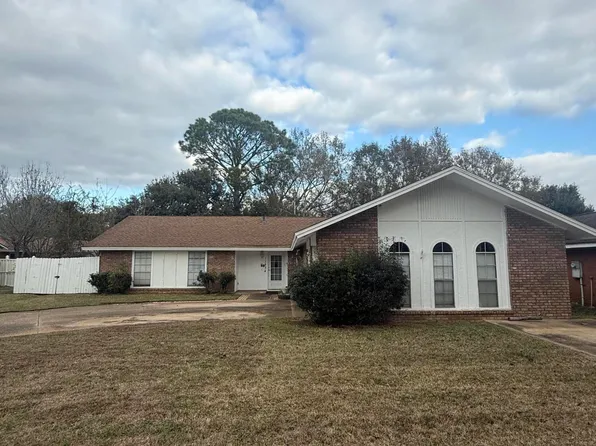 11234 Eva Dr, Gulfport, MS 39503