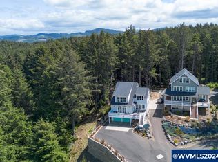 2128 SW Coast Ave, Lincoln City, OR