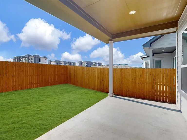 13211 Keefer Dr — Photo 24