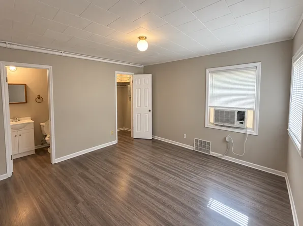 106 Dauphin St #2, Enterprise, AL 36330