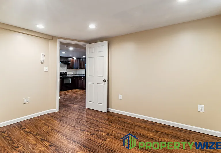 516 Beaumont Ave #B — Photo 24
