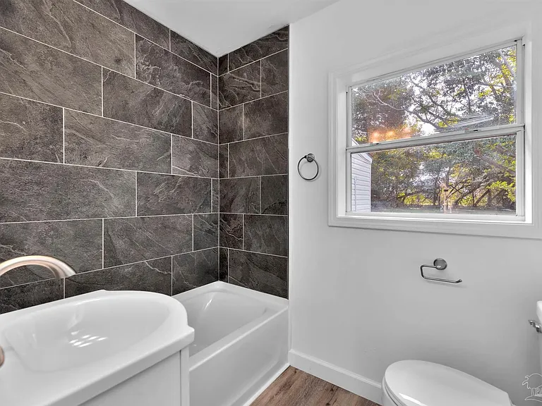 723 Lakewood Rd — Photo 15