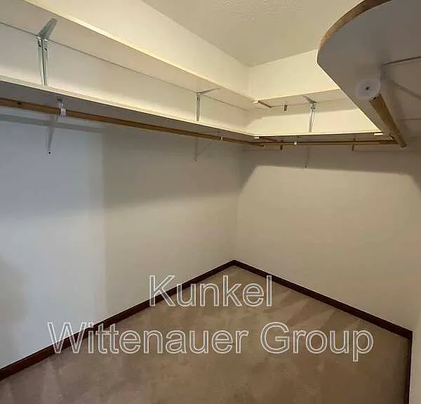 120 Harbor Point — Photo 20
