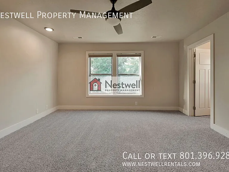 1327 E Urbandale Ln — Photo 29