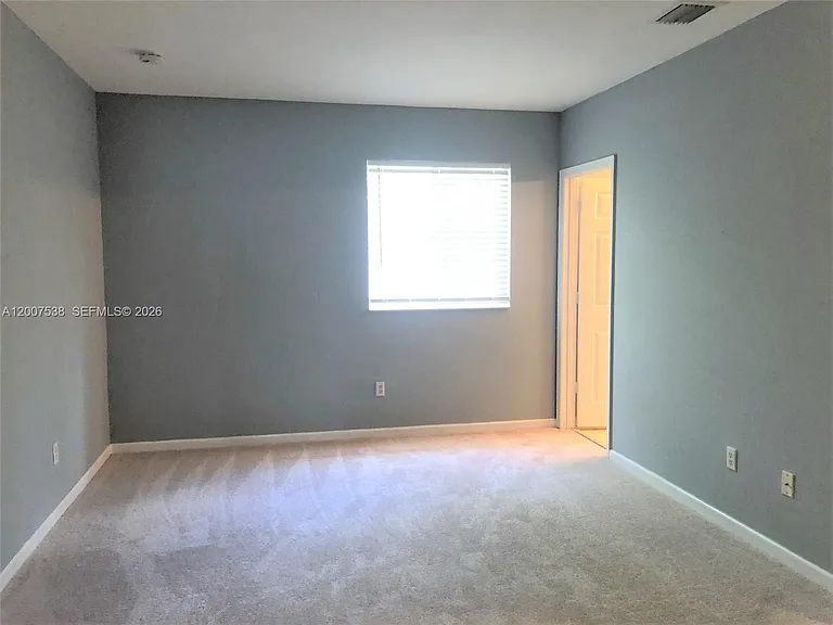 8209 SW 25th Ct — Photo 21