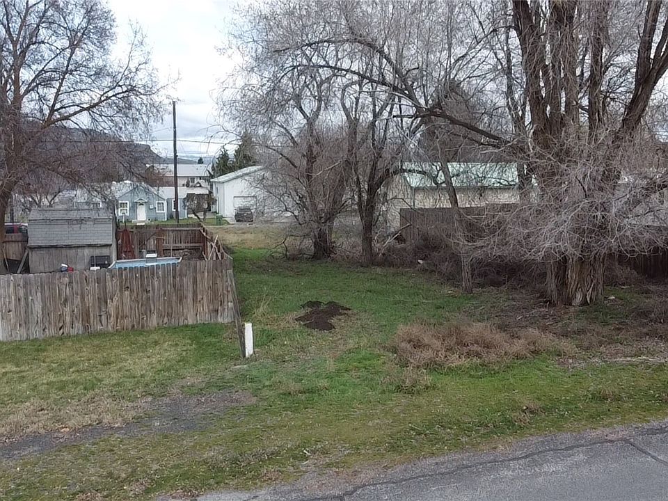 1st image of 62 Jackson Avenue