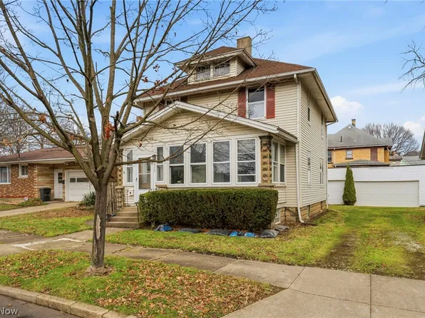 216 Parkview St NE, Massillon, OH 44646