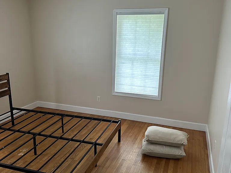 502 Balsam St #1 — Photo 10