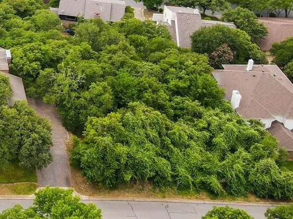 900 Crowley Rd, Arlington, TX 76012