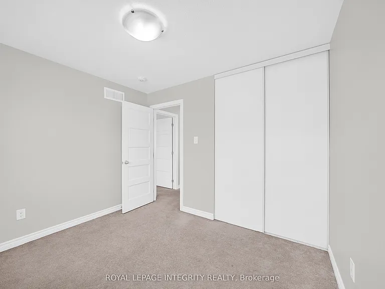 918 Kilbirnie Dr — Photo 23