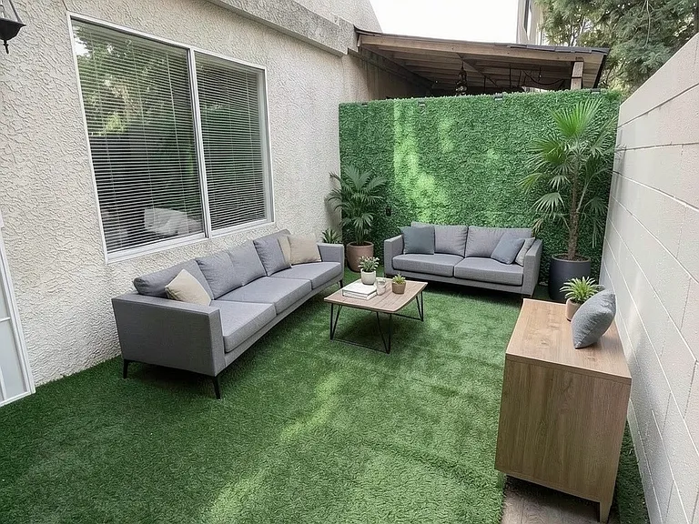 9362 Moonbeam Ave #4 — Photo 12