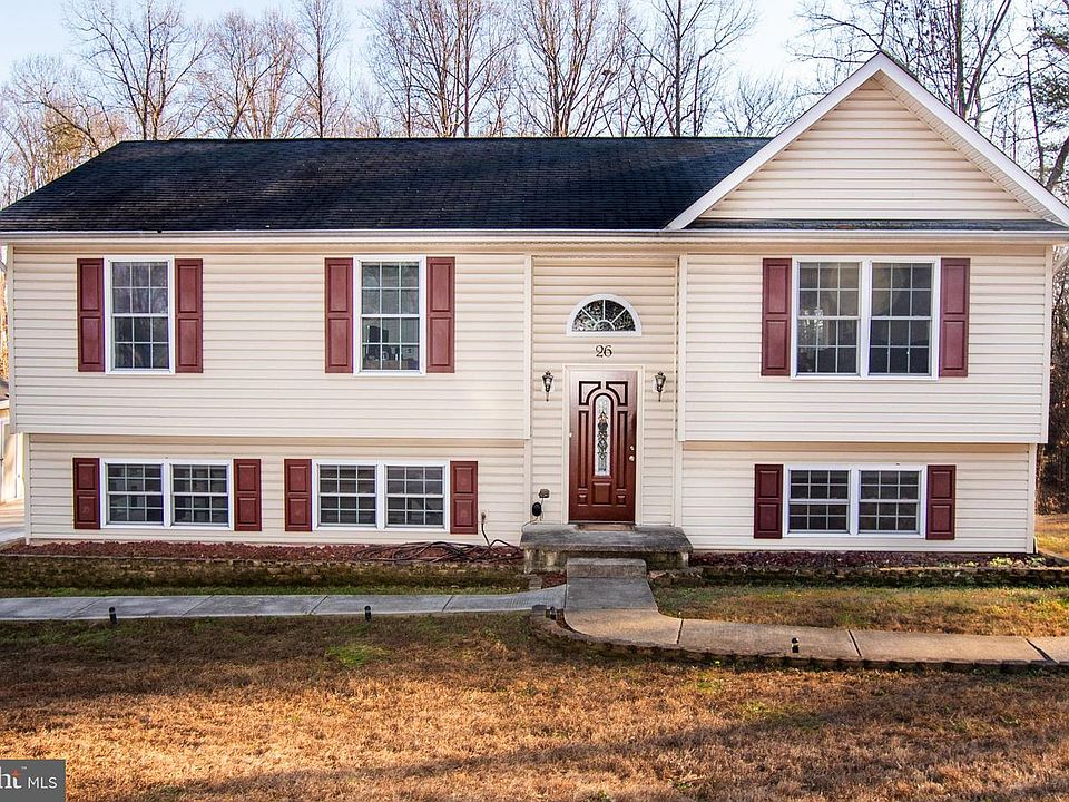 1st image of 26 Lovelace Ln