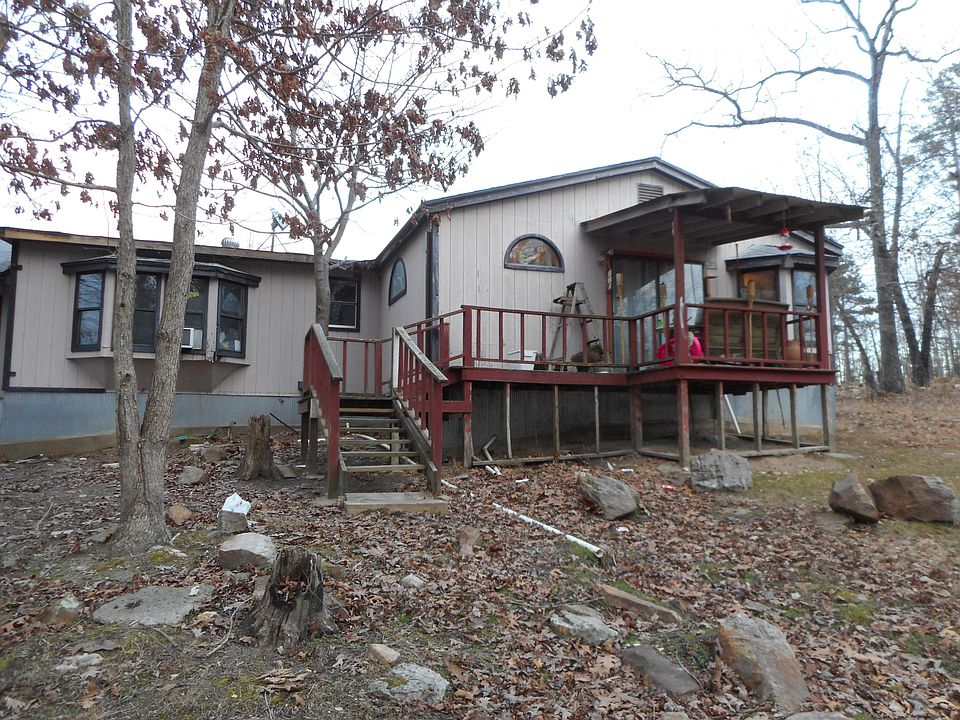 1st image of 688 Foster Dr