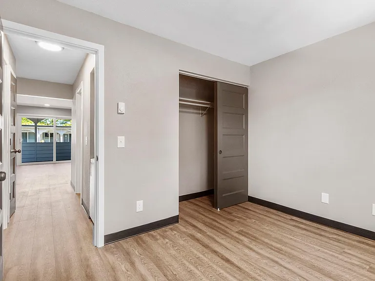 The Hideaway at University Place — Photo 117