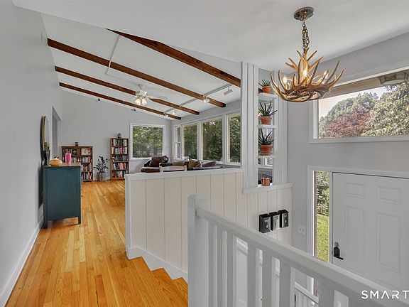 4th image of 329 Kennedy Road