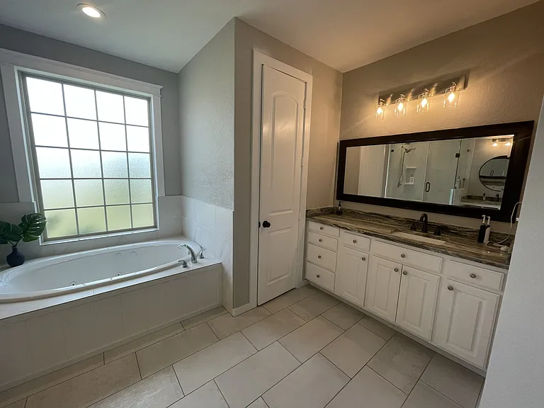 28058 Trade Winds Ct — Photo 8