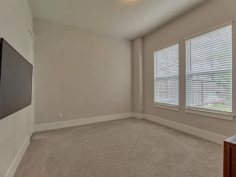 62 Dobbs View Ln — Photo 30