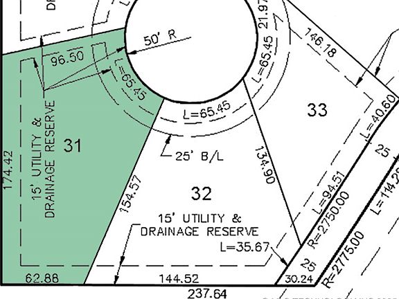 3rd image of 704 Woodlands Dr