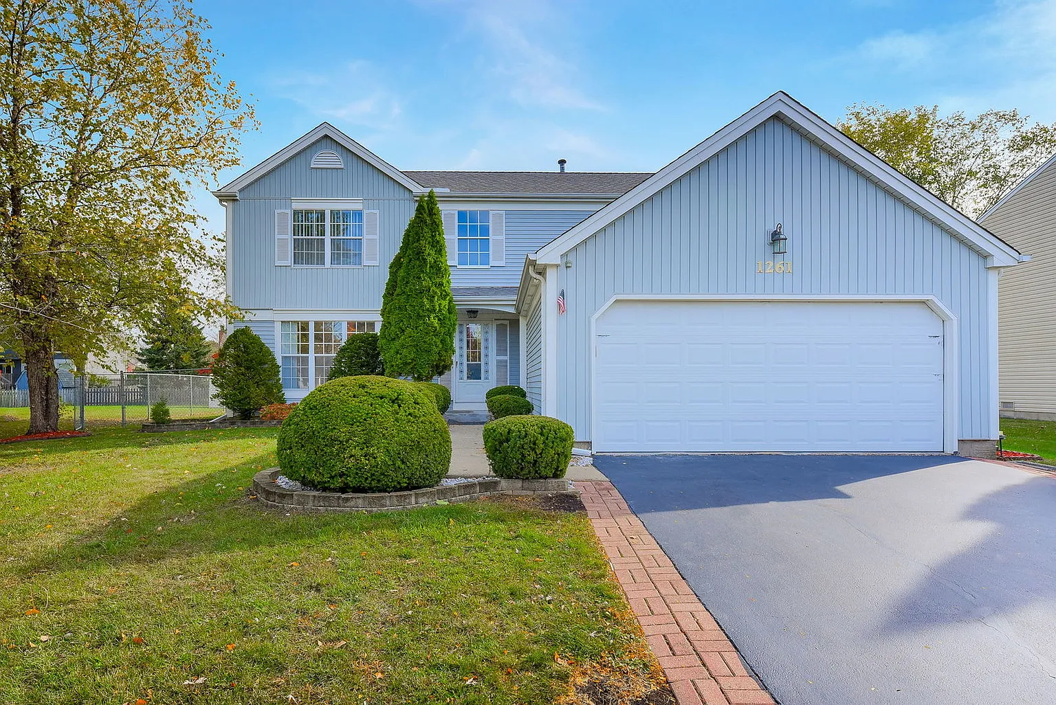 1261 Narragansett Dr photo 1