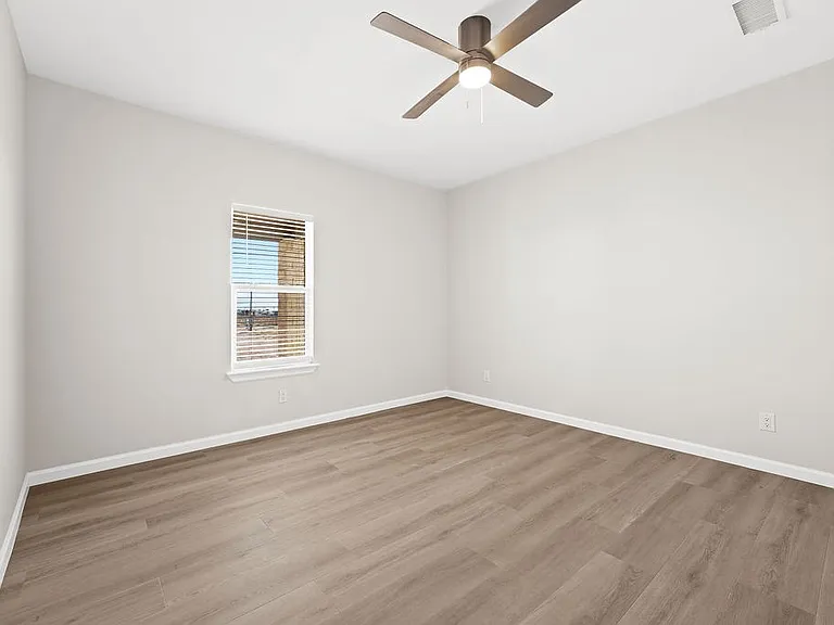6615 E County Road 61 #101-102 — Photo 6