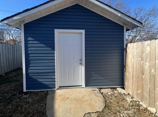 2251 N Rogers Ave, Springfield, MO 65803